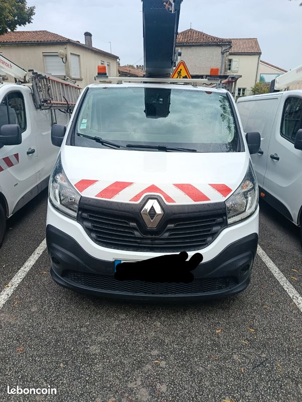 Trafic nacelle (image 1)