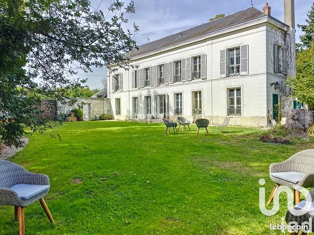 Maison 9 pièces 233 m²