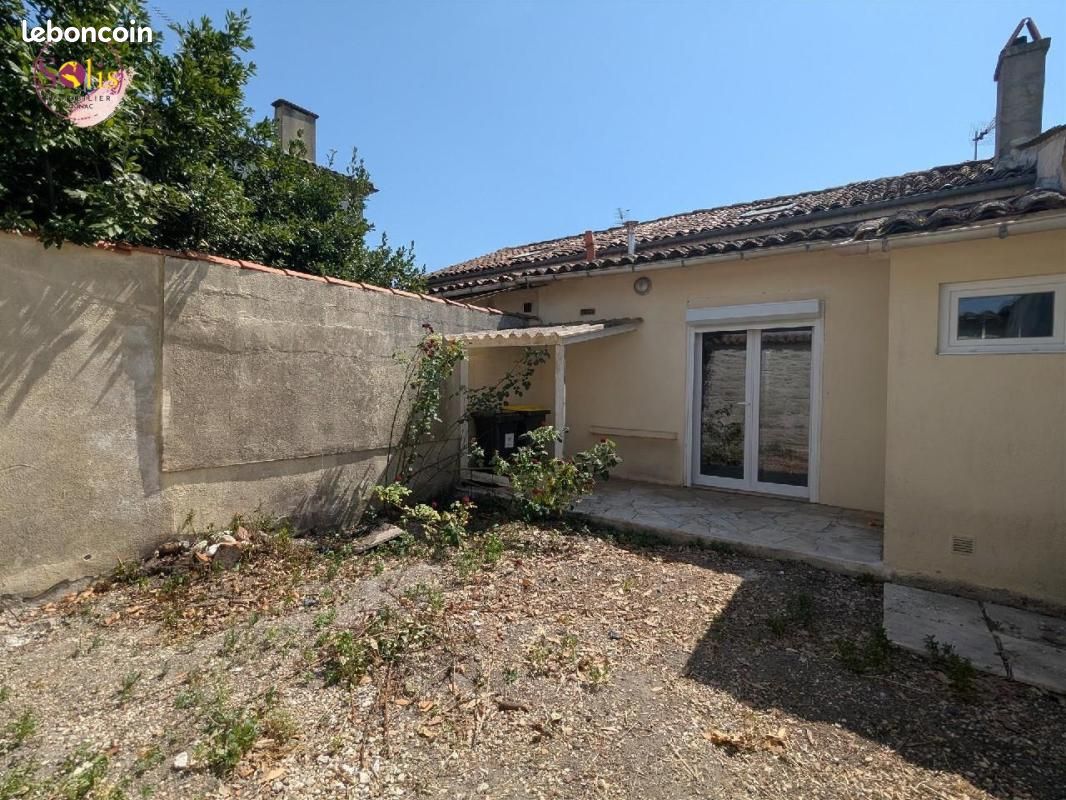 Maison 7 pièces 69 m² · à Cognac · 69 m² · 740 €