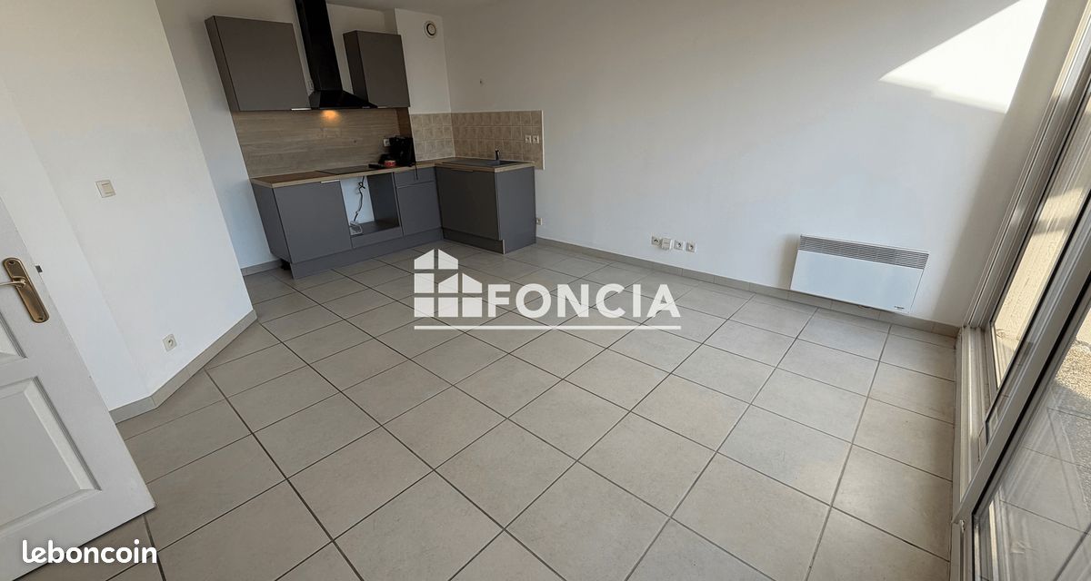 Appartement 2 pièces 42 m² · à Saint-Martin-de-Crau · 42 m² · 695 €/mois
