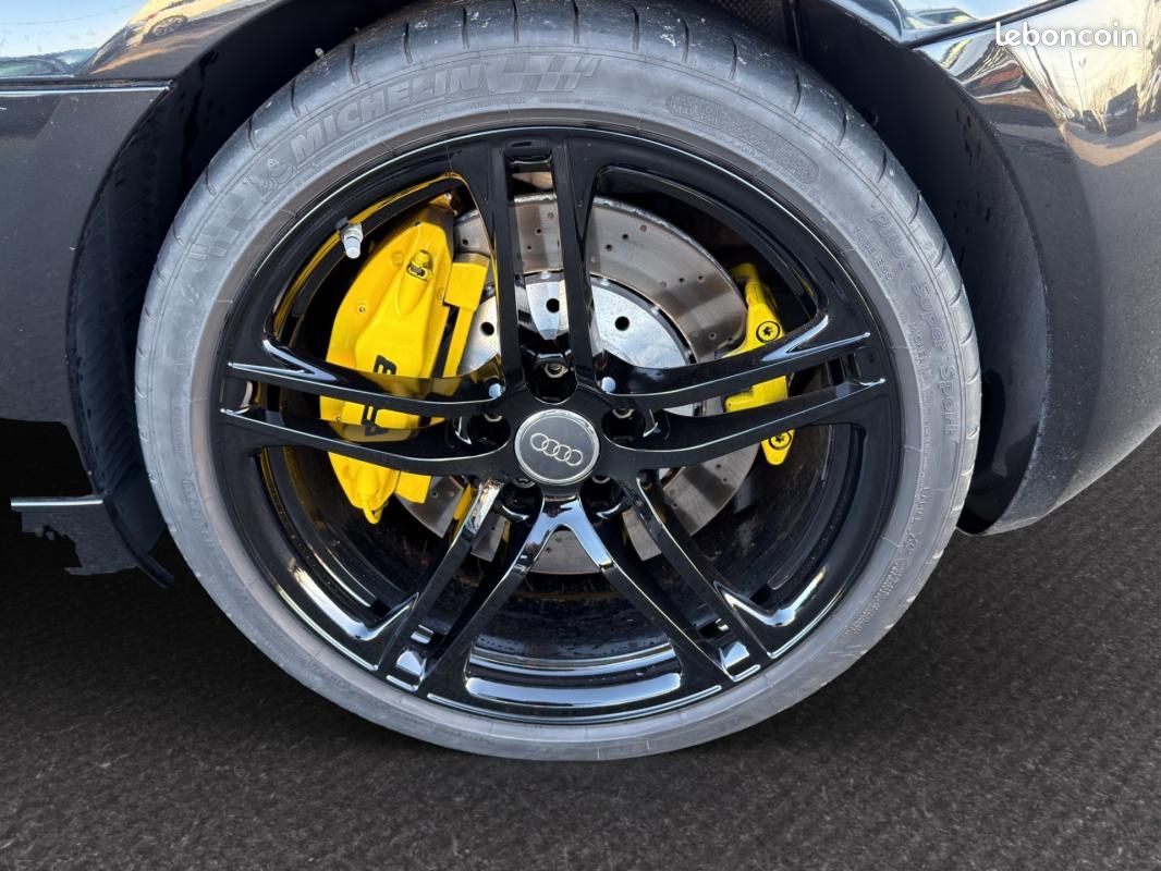 Audi R8 V8 4.2 FSI 420 Quattro R-Tronic (image 23)