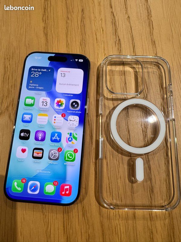 IPhone 15 Pro Max 256Gb - titane naturel - excellent état (image 1)