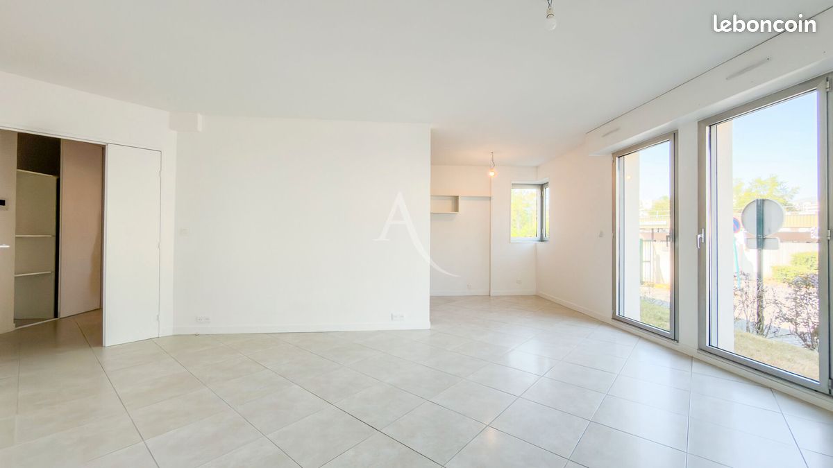 Appartement 3 pièces 69 m² · à Montgeron · 69 m² · 1 225 €