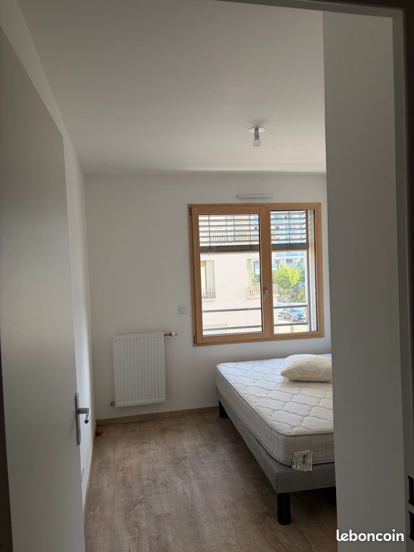 Appartement 1 pièce 11 m² · à Bron · 11 m² · 450 €/mois