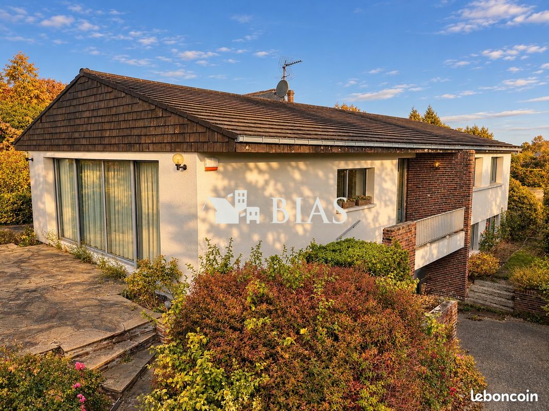 Maison 7 pièces 192 m² · à Caumont · 192 m² · 316 500 €