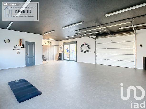 Propriété 9 pièces 270 m²