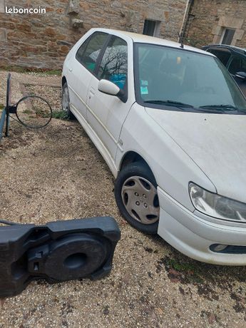 Peugeot 306 essence Saint-Philbert-de-Grand-Lieu 44