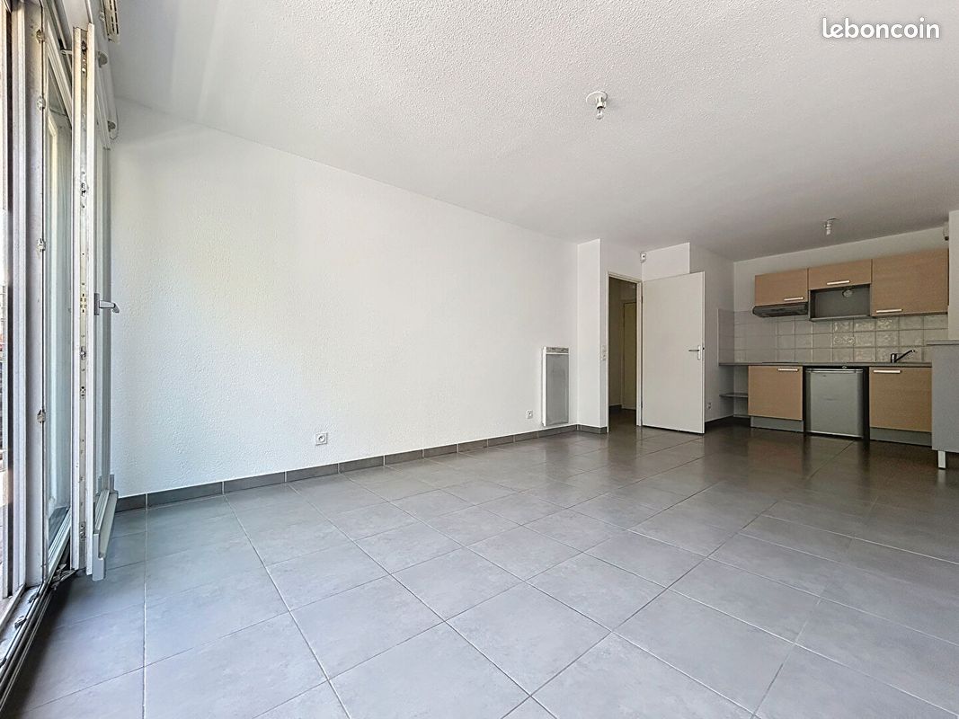 Appartement a louer tassin-la-demi-lune - 2 pièce(s) - 49 m2 - Surfyn