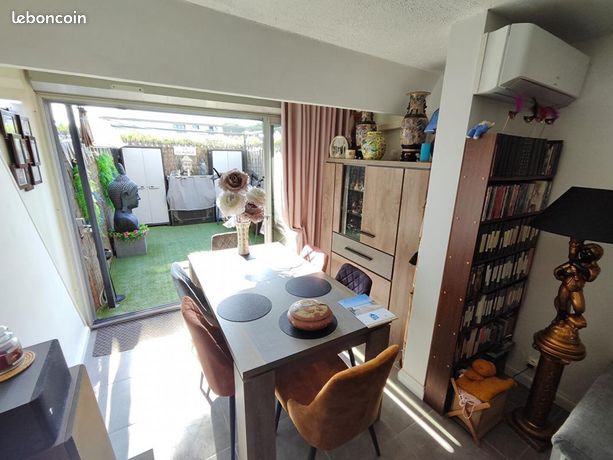 Studio 1 pièce 30 m²