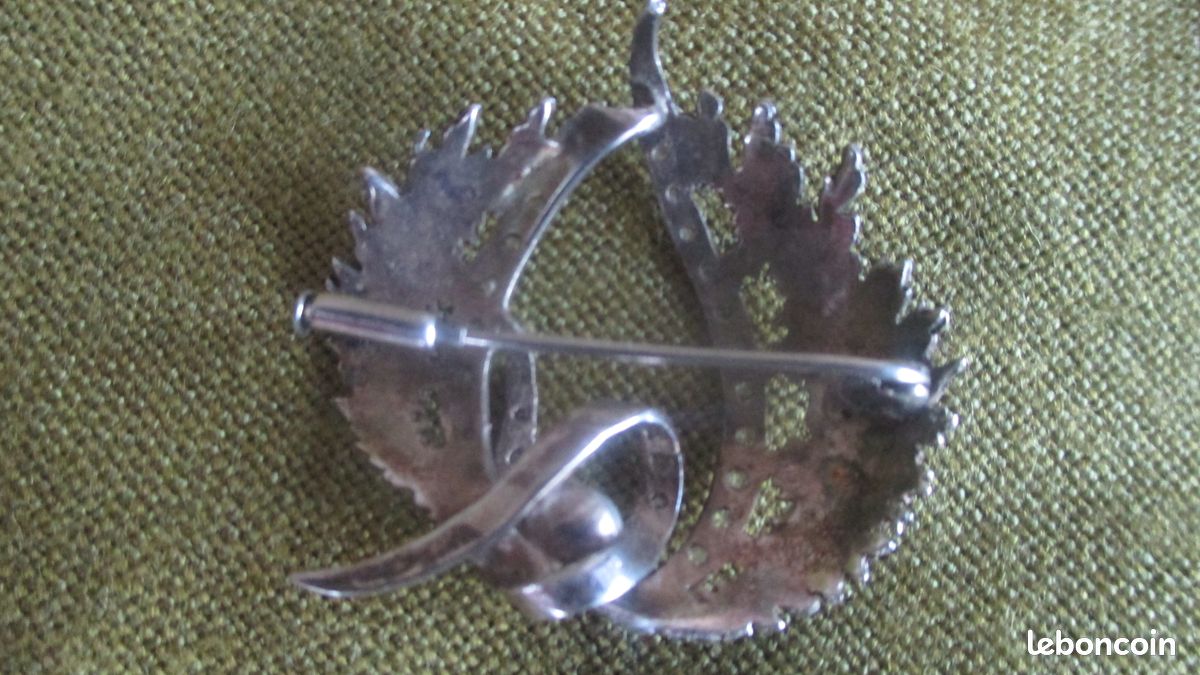 Petite Broche Ancienne - Style Alsace - Bijou Vintage Occasion - Sans Marque
