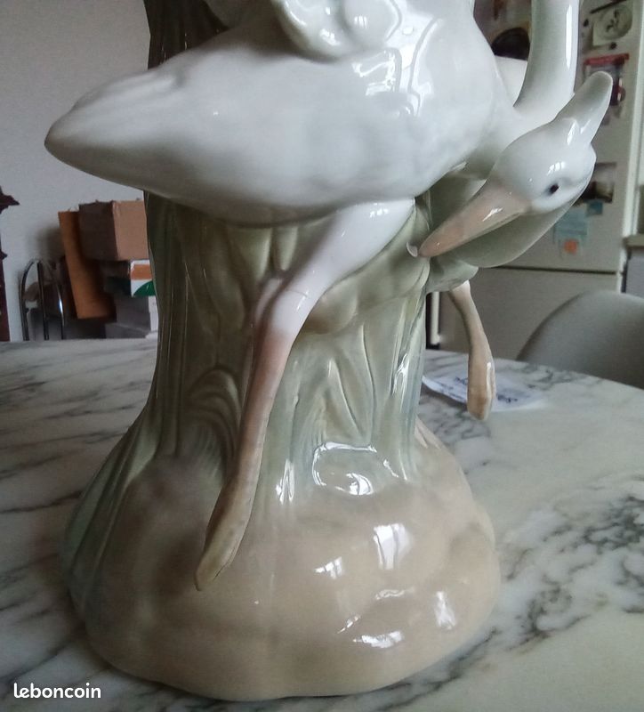 Vase aux hérons en porcelaine de Miquel REQUENA (image 3)
