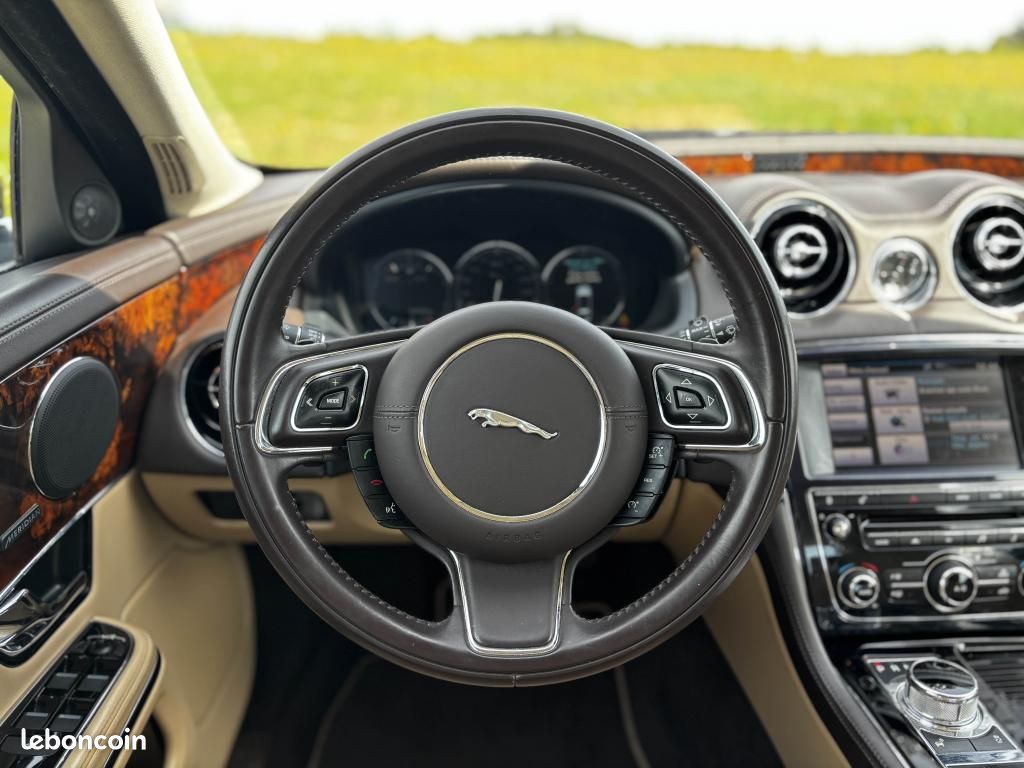 JAGUAR XJ Courte - 3.0 D V6 - 275ch - BVA 8 - Luxe Premium Phase 1 - Garantie 12 mois (image 8)