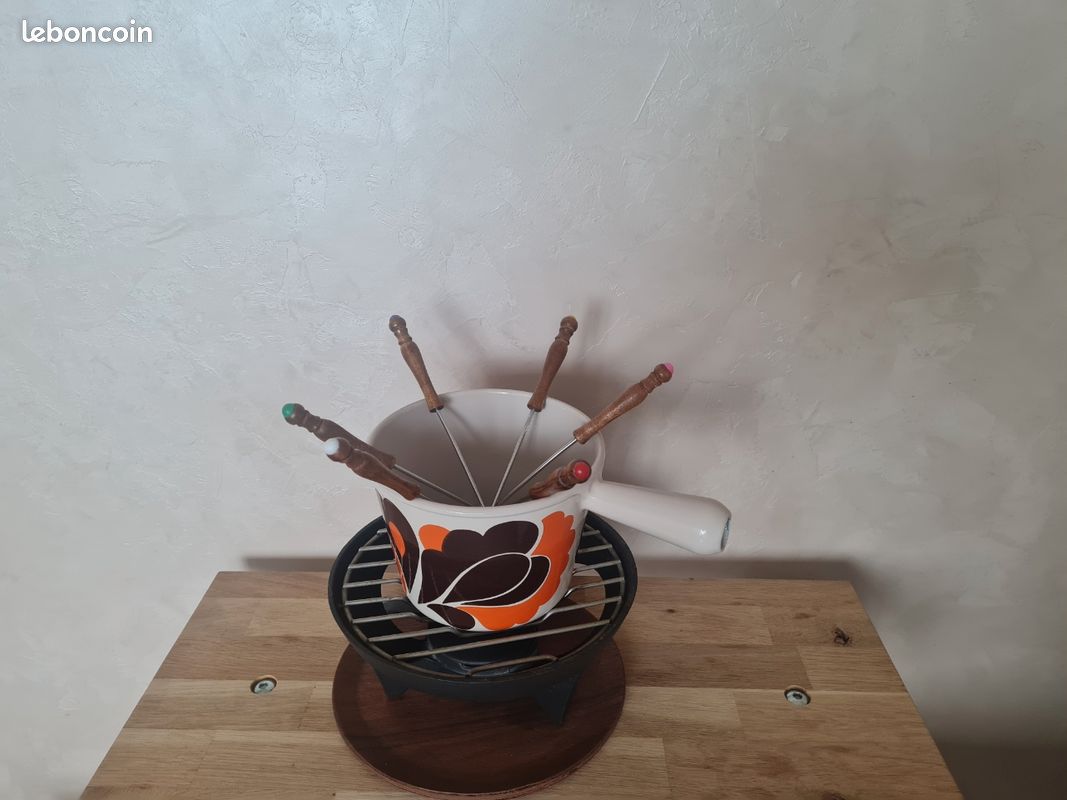 Service à fondue Staub-Le Creuset, années 70s. 6 personnes