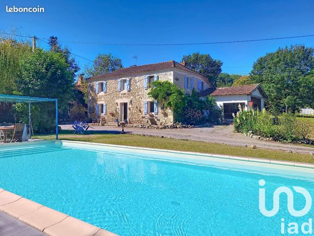 Propriété 9 pièces 255 m²