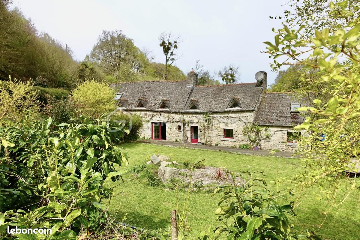 Maison 8 pièces 154 m² · à Plédran · 154 m² · 281 000 €