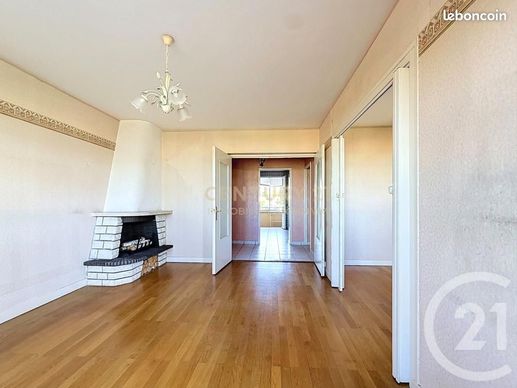 Appartement 4 pièces 71 m² · à Bourgoin-Jallieu · 71 m² · 149 000 €