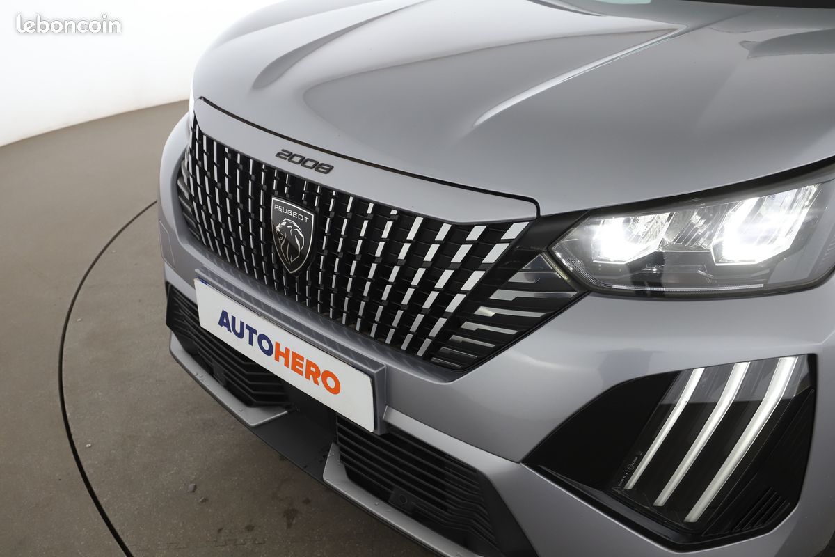 Peugeot 2008 1.2 PureTech Allure 101 ch (image 26)