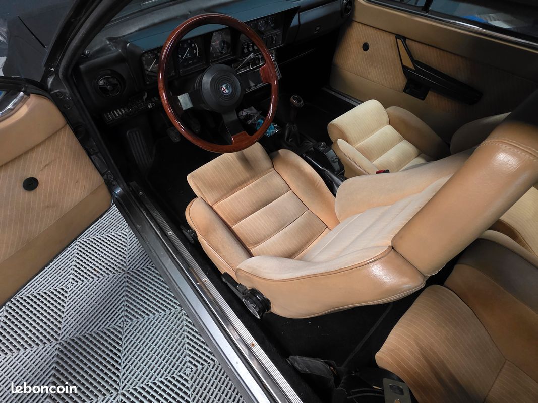 ALFA ROMEO GTV 2.0l 130ch (image 7)
