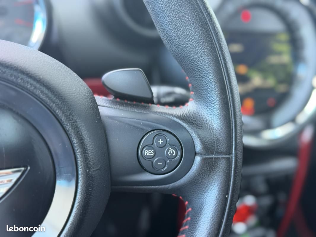 Mini Countryman JOHN COOPER WORKS ALL4 1.6 218 CH BVA6 / SUPERBE ETAT TOIT OUVRANT JCW (image 9)