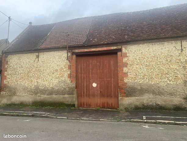 Grange 1 pièce 105 m²