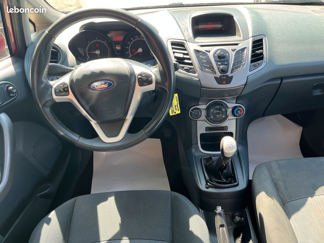 FIESTA 1.4 TDCI 70 Trend. 5p. 1ère Main. Garantie 12 Mois (image 5)