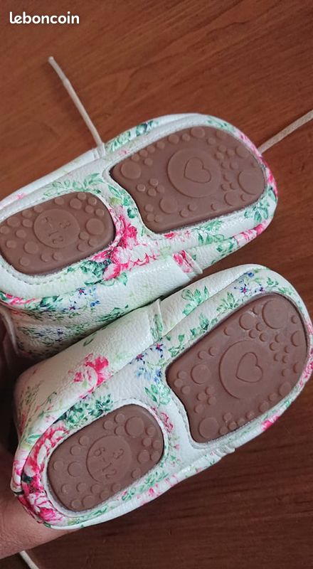 Très beaux chaussons de parc taille 3 (6-12mois) (image 3)