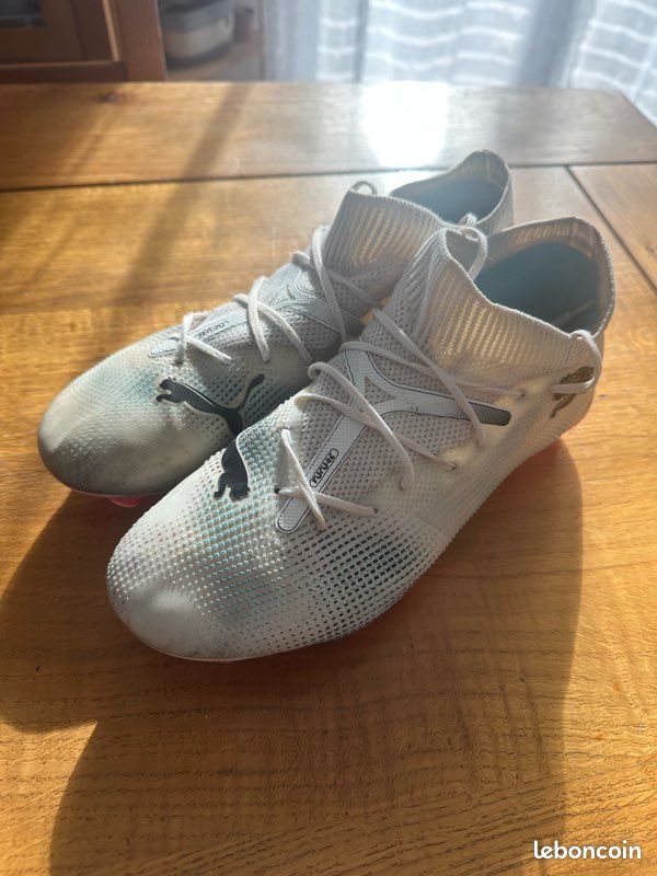Chaussures de foot puma (image 1)