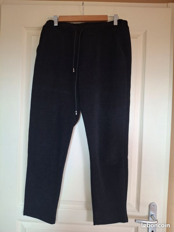 Pantalon jog velours côtelé noir (image 1)