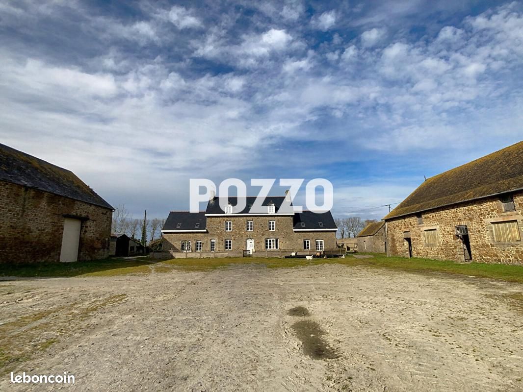 Maison 11 pièces 260 m² · à Roz-sur-Couesnon · 260 m² · 357 000 €