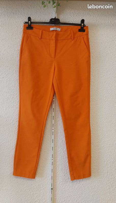 Pantalon droit / cigarette orange RESERVED « Eco Aware » — Neuf sans étiquette — Taille 36 (S) (image 3)