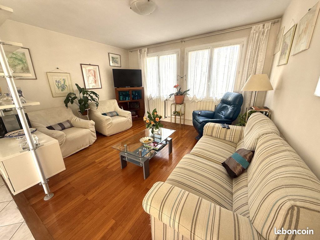 Appartement 3 pièces 64 m² · à Chambéry · 64 m² · 174 000 €