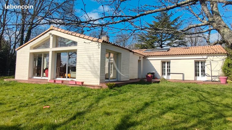 Propriété 8 pièces 205 m²
