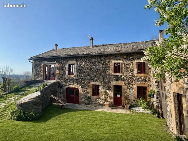 Propriété 7 pièces 270 m²