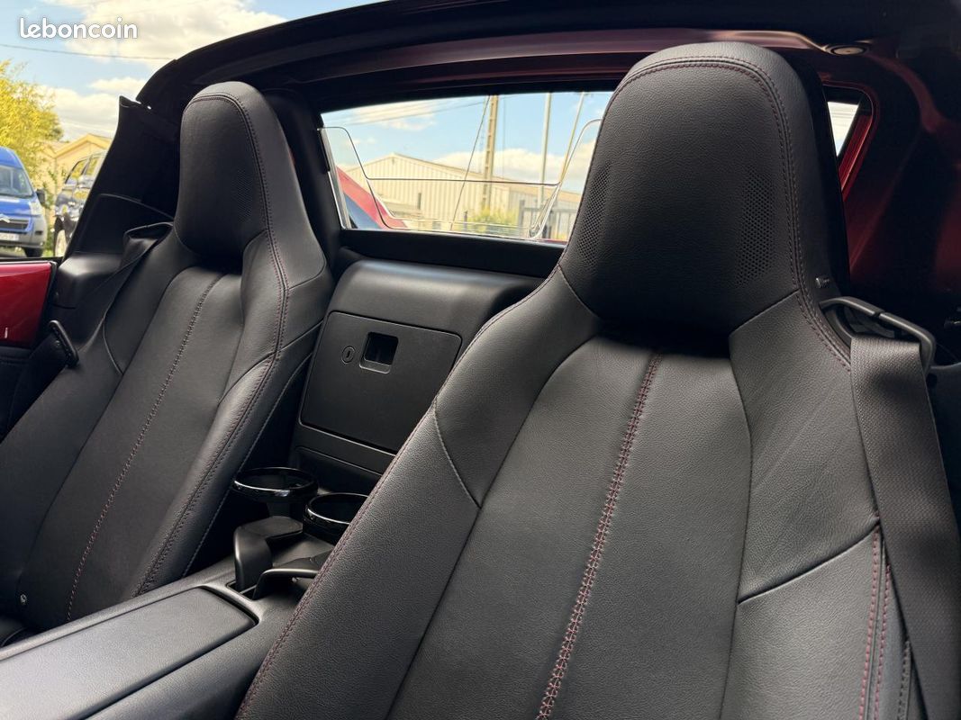 Mazda mx-5 roadster rf 2.0 skyactiv-g 185 selection toit rigide (image 14)