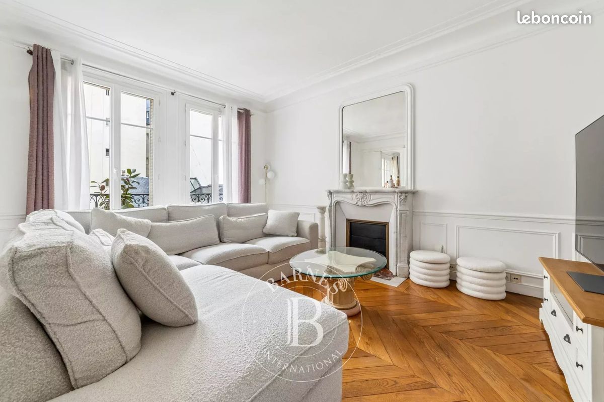 Appartement 3 pièces 81 m² · à Paris · 81 m² · 910 000 €
