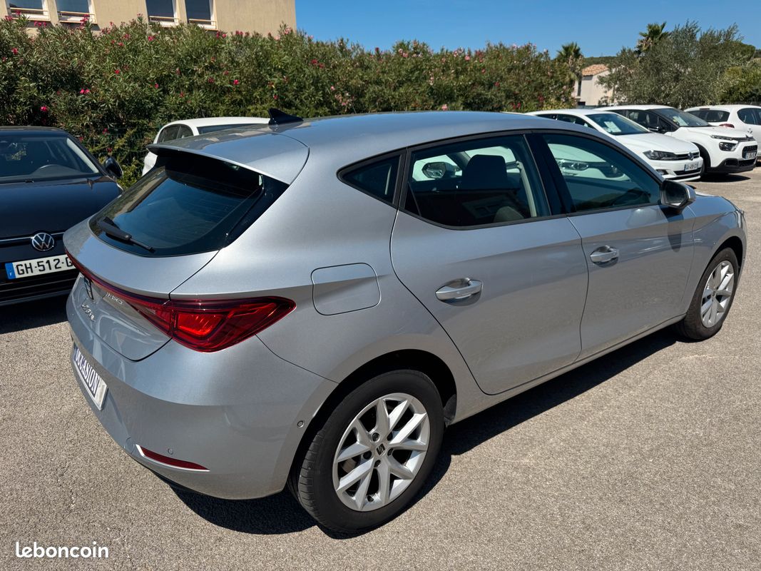 Seat Leon (image 2)