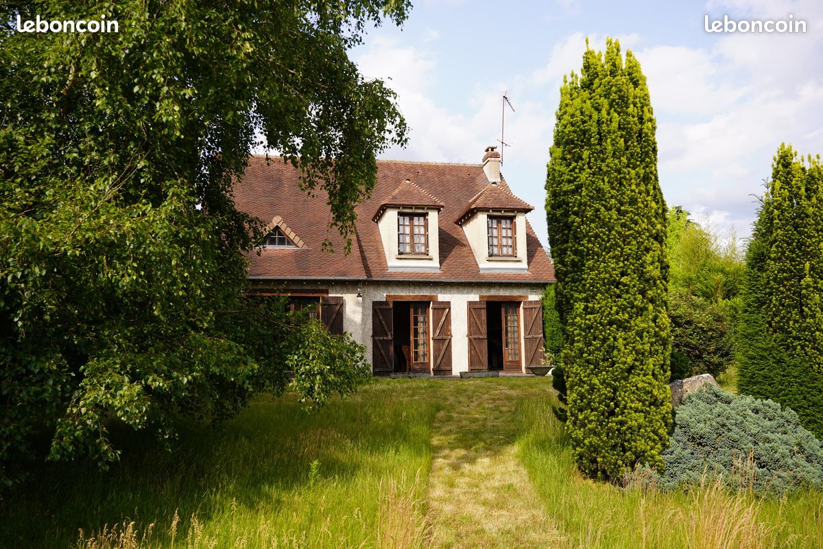 Maison 7 pièces 161 m² · à Limetz-Villez · 161 m² · 299 000 €