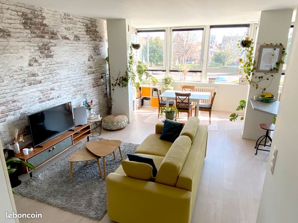 Superbe T3 refait à neuf – Meublé, lumineux et spacieux