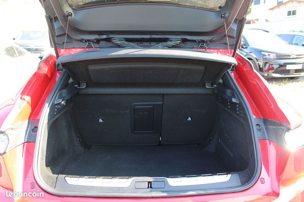 Ds DS4 CROSSBACK III PERFORMANCE LINE 1L5 BLUEHDI 130 CV BOITE AUTO EAT8 CAMÉRA 180 FULL LEDS JA 19 (image 6)