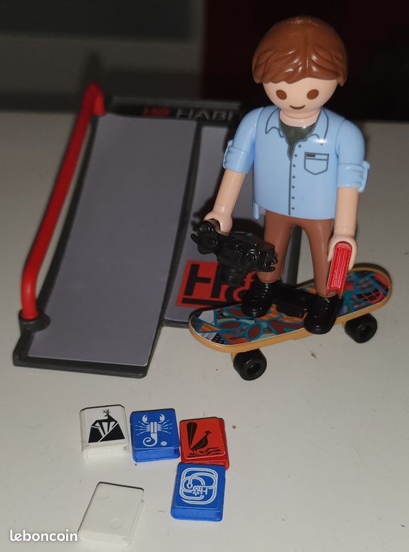 Playmobil 9094 skateur avec rampe neuf : Achat occasion | Figurines Playmobil Plastique 4 ans - 6 ans Neuf, sans étiquette