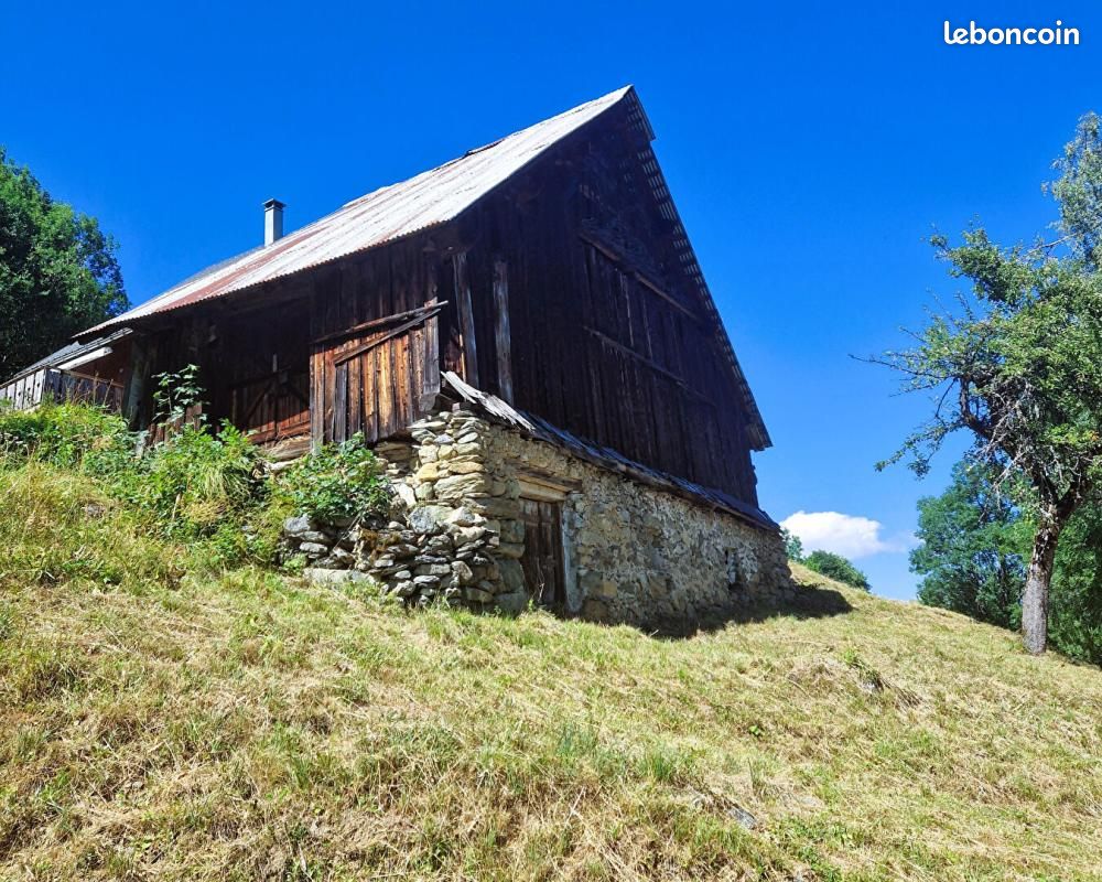 Maison 2 pièces 188 m² · à La Léchère · 188 m² · 145 000 €