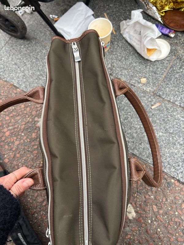 Sac Fourre-Tout Magnolia Pearl - Couleur Kaki/Beige - Fermeture Éclair - Neuf Avec Étiquettes