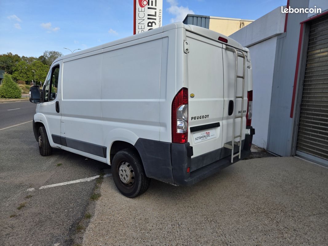 PEUGEOT Boxer Boxer Fg 330 L1H1 2.2 HDi 110 FAP Confort GARANTIE 12 MOIS (image 9)