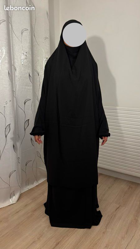 Lot De 20 Hijab (écharpes) Médine En Soie Noire - Neufs Avec étiquettes