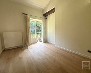 Appartement 495 000 € - 232 m²