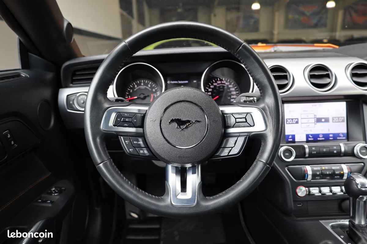 FORD Mustang GT Fifty Five Years Edition 5.0 V8 460 ch BVA10 – Twister Orange – Caméra – R19 (image 9)