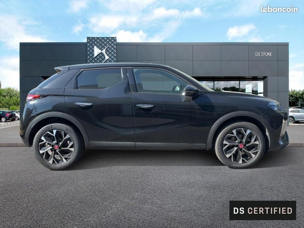 DS 3 BlueHDi 130 EAT8 Performance Line+ (image 4)