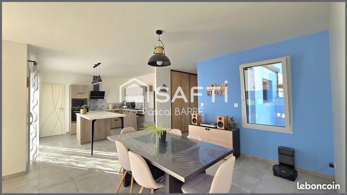 Maison 5 pièces 111 m² · à Vairé · 111 m² · 345 000 €