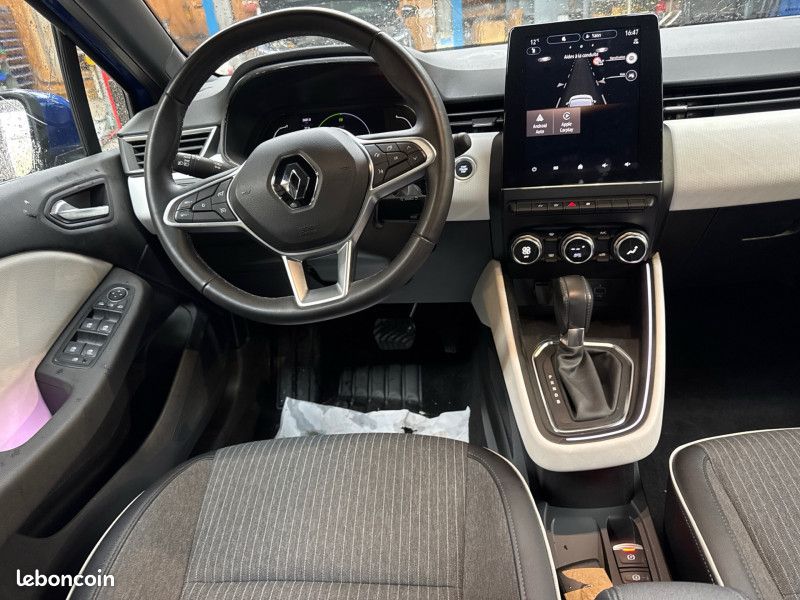 Renault CLIO V 1.6 E-TECH HYBRIDE 140CH INTENS -21N (image 10)