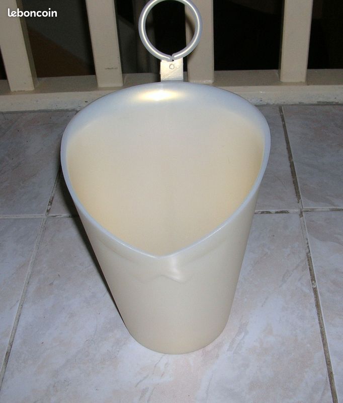 Seau A CHAMPAGNE NEUF A SAISIR (image 1)